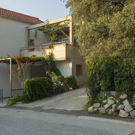 Zuljana 4573a Apartmán